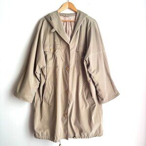 Max Mara Light Beige Lightweight Windbreaker Jacket 10